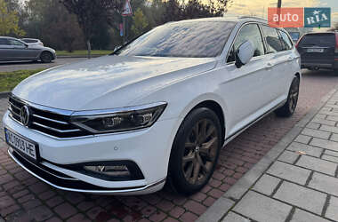Универсал Volkswagen Passat 2020 в Ковеле