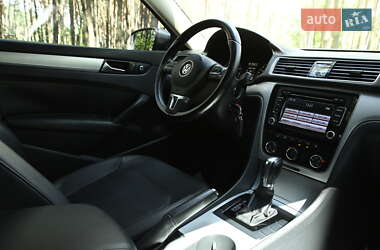 Седан Volkswagen Passat 2012 в 