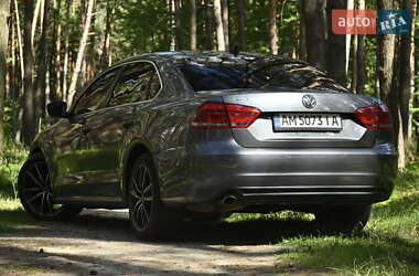 Седан Volkswagen Passat 2012 в 