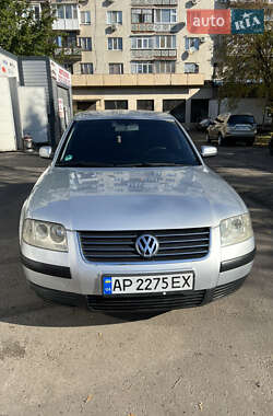Седан Volkswagen Passat 2002 в  фото 2 Седан Volkswagen Passat 2002 в
