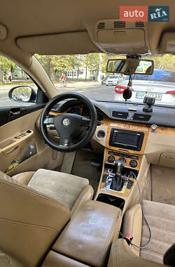 Универсал Volkswagen Passat 2006 в  фото 5 Универсал Volkswagen Passat 2006 в
