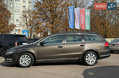 Универсал Volkswagen Passat 2012 в 