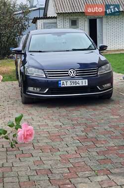 Седан Volkswagen Passat 2010 в Калуші