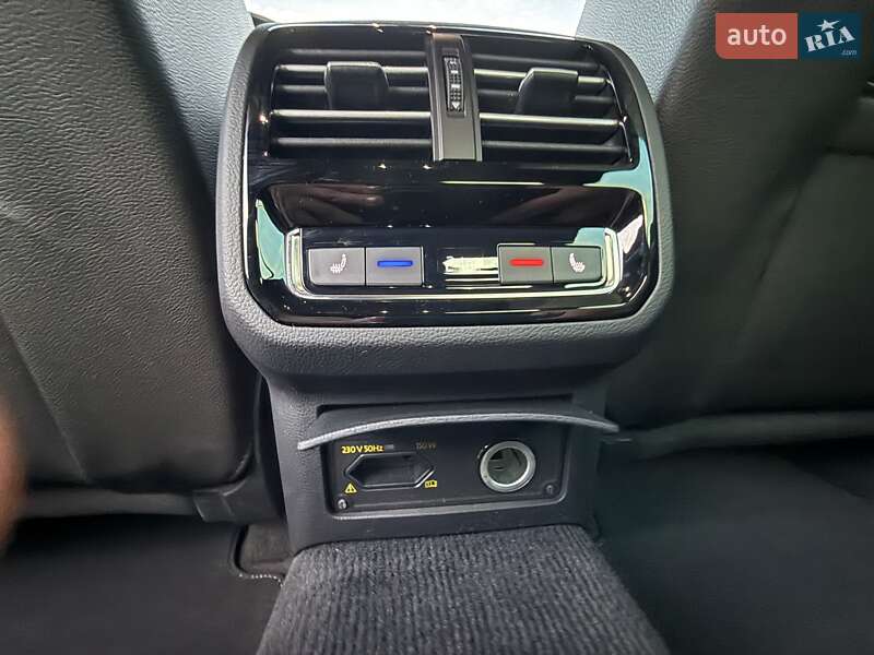 Седан Volkswagen Passat 2018 в Чернівцях