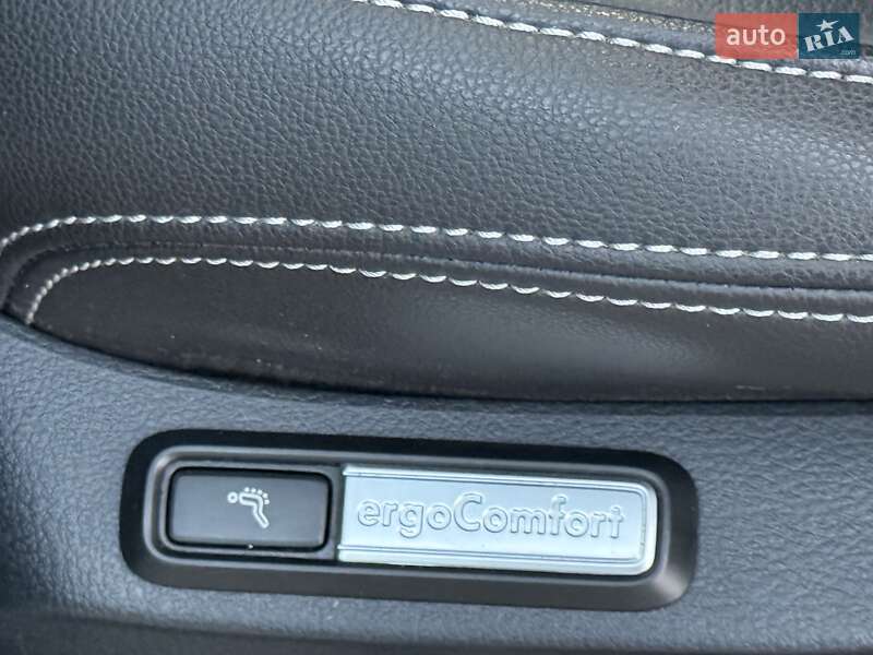 Седан Volkswagen Passat 2018 в Чернівцях