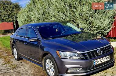 Седан Volkswagen Passat 2016 в Олександрії