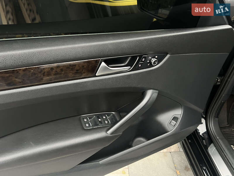 Седан Volkswagen Passat 2015 в Киеве фото 11 Седан Volkswagen Passat 2015 в Киеве