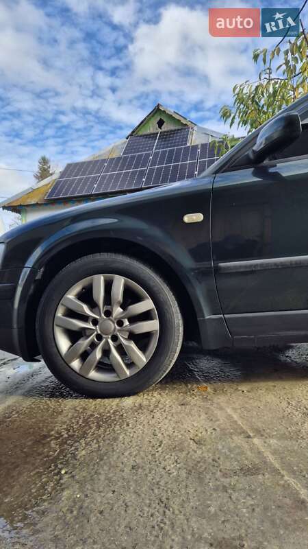 Універсал Volkswagen Passat 1998 в Обухові
