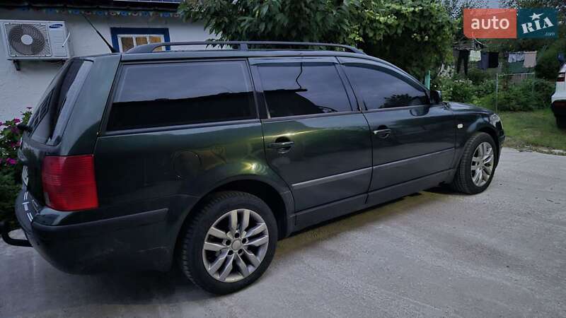 Універсал Volkswagen Passat 1998 в Обухові