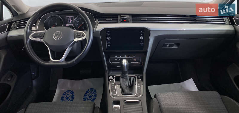 Универсал Volkswagen Passat 2020 в Львове фото 11 Универсал Volkswagen Passat 2020 в Львове