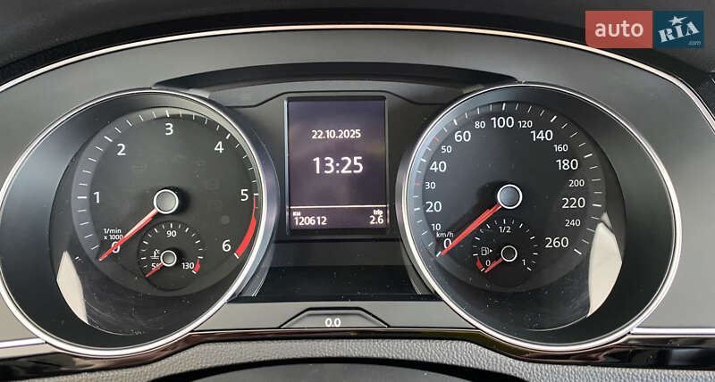 Универсал Volkswagen Passat 2020 в Львове фото 12 Универсал Volkswagen Passat 2020 в Львове