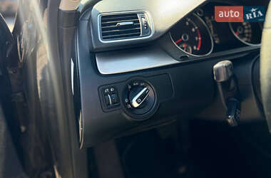 Універсал Volkswagen Passat 2011 в  фото 13 Універсал Volkswagen Passat 2011 в
