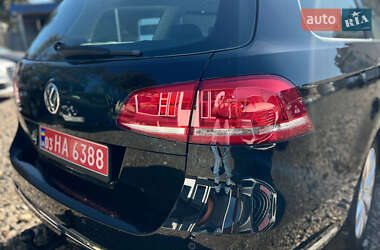 Універсал Volkswagen Passat 2011 в  фото 20 Універсал Volkswagen Passat 2011 в