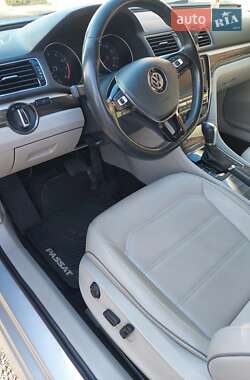 Седан Volkswagen Passat 2016 в 