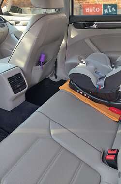 Седан Volkswagen Passat 2016 в 