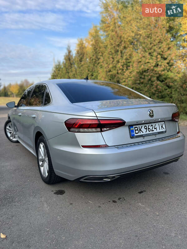 Седан Volkswagen Passat 2020 в Рівному фото 16 Седан Volkswagen Passat 2020 в Рівному