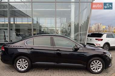 Седан Volkswagen Passat 2019 в 
