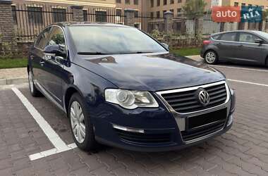 Седан Volkswagen Passat 2009 в Києві