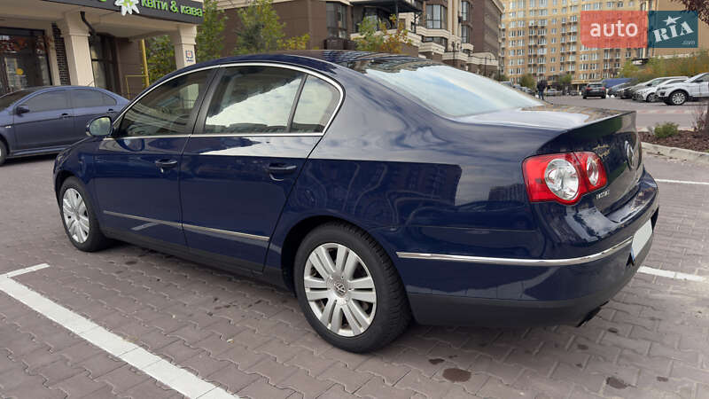 Седан Volkswagen Passat 2009 в Києві