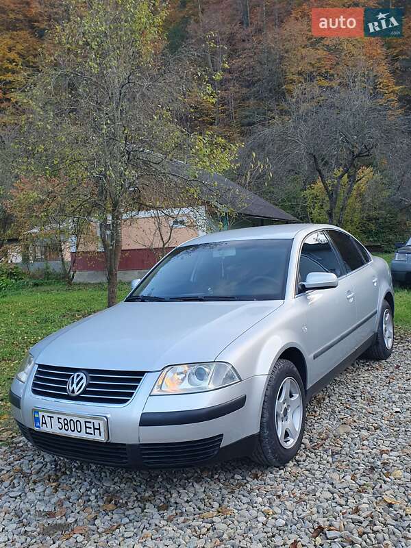 Седан Volkswagen Passat 2003 в  фото Седан Volkswagen Passat 2003 в