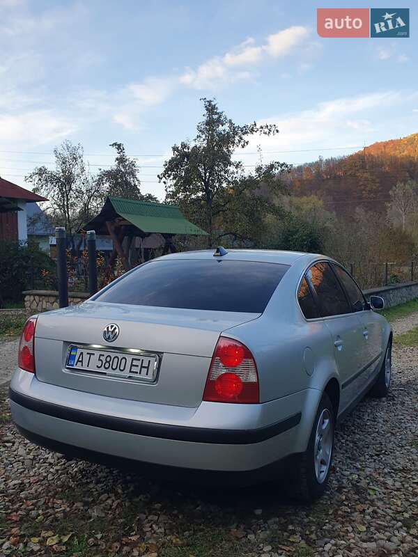 Седан Volkswagen Passat 2003 в Косове