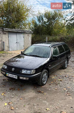 Универсал Volkswagen Passat 1996 в  фото 10 Универсал Volkswagen Passat 1996 в