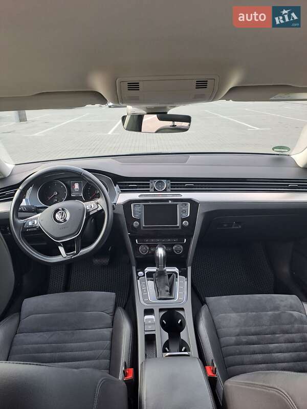 Універсал Volkswagen Passat 2016 в Вінниці
