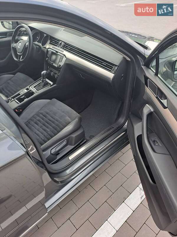 Універсал Volkswagen Passat 2016 в Вінниці