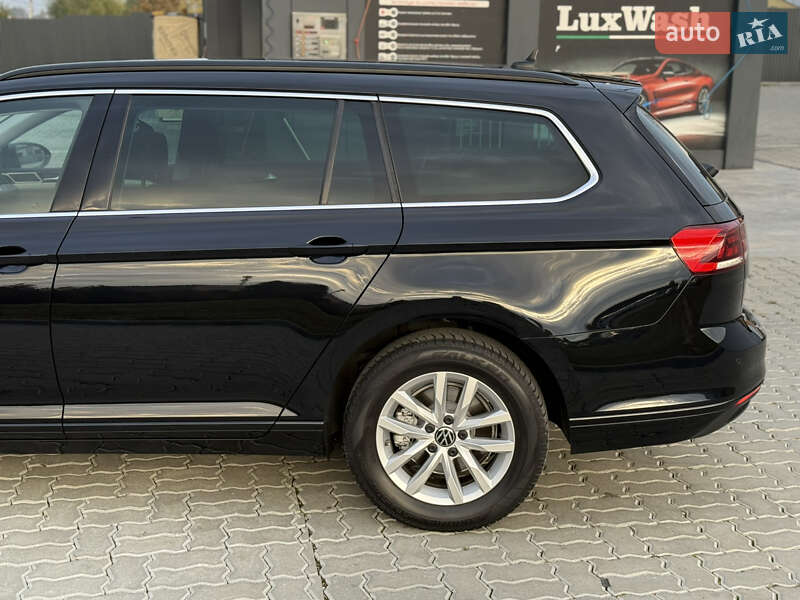 Универсал Volkswagen Passat 2021 в Львове фото 27 Универсал Volkswagen Passat 2021 в Львове