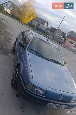 Седан Volkswagen Passat 1992 в Шепетівці