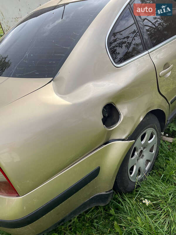 Седан Volkswagen Passat 2001 в Богородчанах