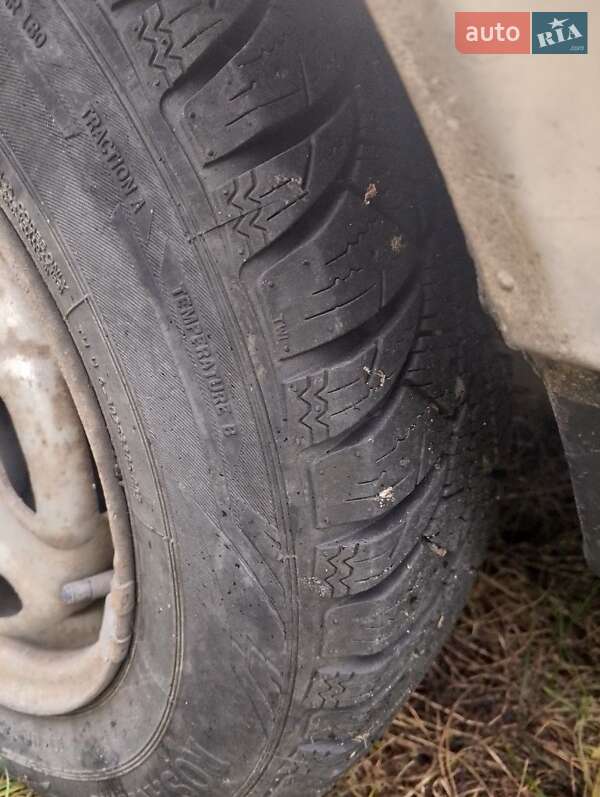 Універсал Volkswagen Passat 1985 в Житомирі фото 4 Універсал Volkswagen Passat 1985 в Житомирі