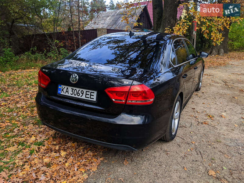 Седан Volkswagen Passat 2012 в Киеве