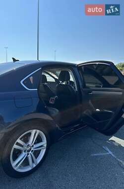 Седан Volkswagen Passat 2014 в 