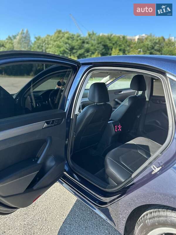 Седан Volkswagen Passat 2014 в Рожнятове фото 23 Седан Volkswagen Passat 2014 в Рожнятове