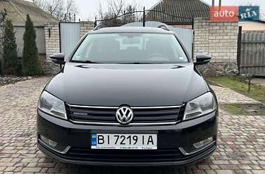 Універсал Volkswagen Passat 2012 в Хоролі