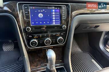 Седан Volkswagen Passat 2014 в 