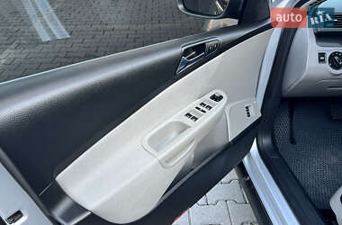 Седан Volkswagen Passat 2007 в 