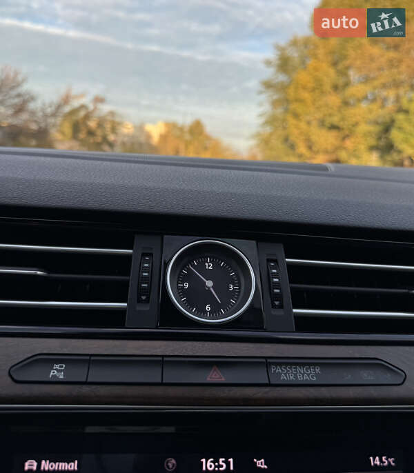 Седан Volkswagen Passat 2018 в Дніпрі