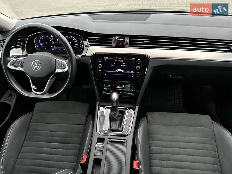 Седан Volkswagen Passat 2021 в Ровно фото 48 Седан Volkswagen Passat 2021 в Ровно