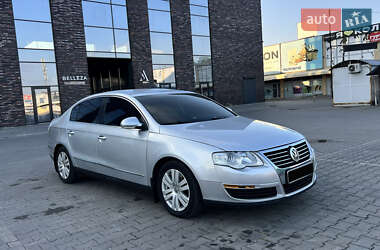 Седан Volkswagen Passat 2007 в 