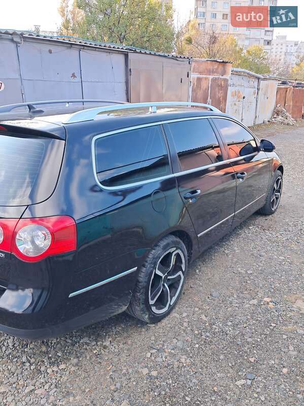 Универсал Volkswagen Passat 2008 в Харькове