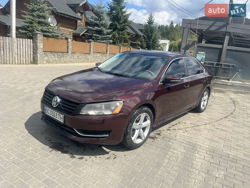 Седан Volkswagen Passat 2012 в Дрогобыче