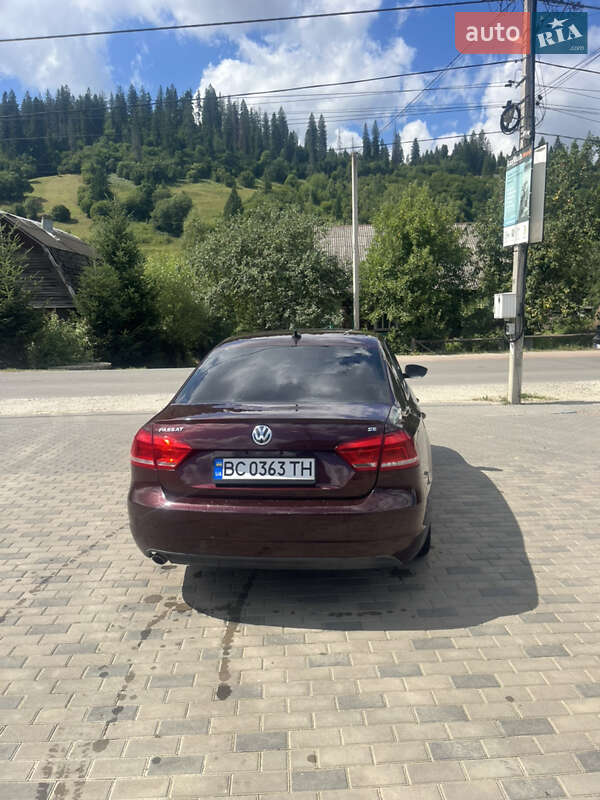 Седан Volkswagen Passat 2012 в Дрогобыче