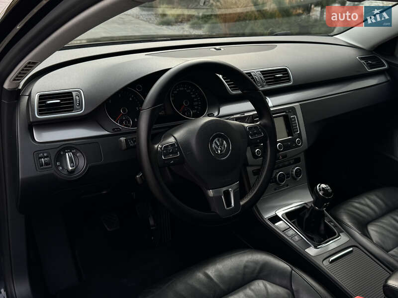 Універсал Volkswagen Passat 2014 в Луцьку фото 11 Універсал Volkswagen Passat 2014 в Луцьку