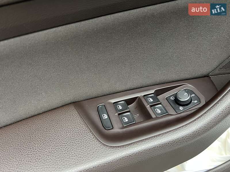 Універсал Volkswagen Passat 2015 в Києві