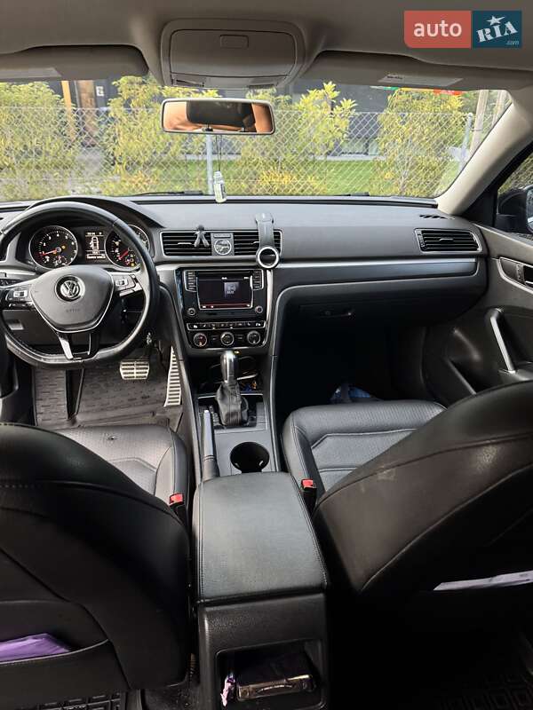 Седан Volkswagen Passat 2016 в Києві фото 8 Седан Volkswagen Passat 2016 в Києві