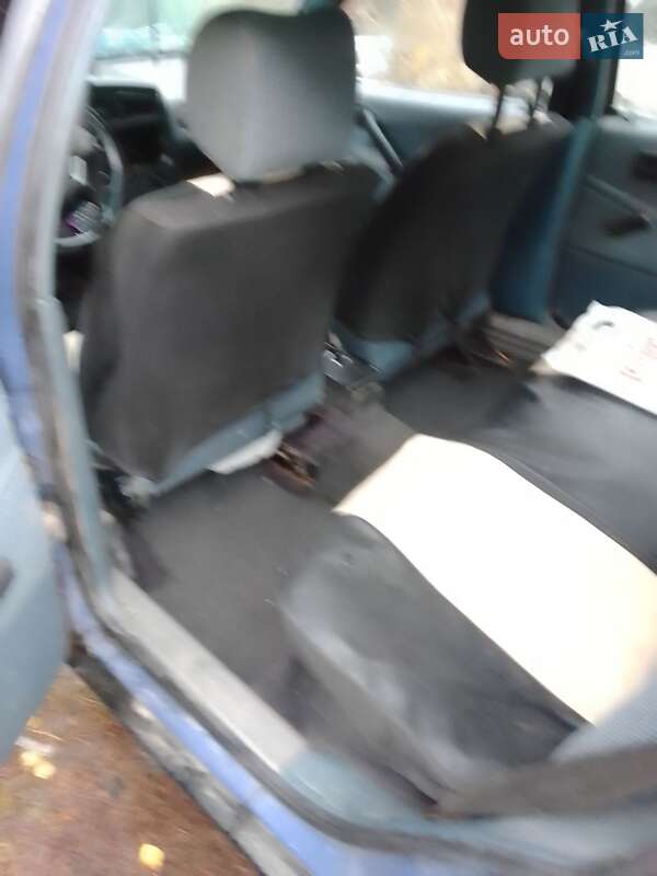 Седан Volkswagen Passat 1989 в Чернигове