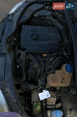 Седан Volkswagen Passat 1999 в 