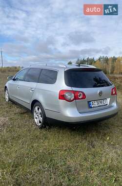 Универсал Volkswagen Passat 2010 в 